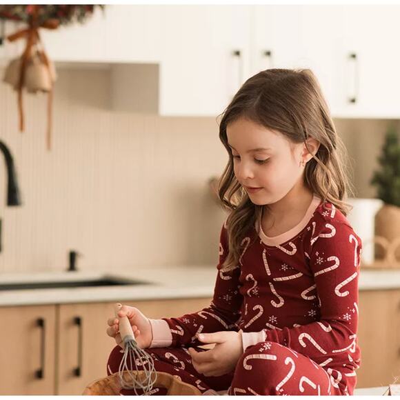 Bloomingdale's NWT Petit Lem Girls' Candy Cane Print Pajama Top 3T - Picture 2 of 7